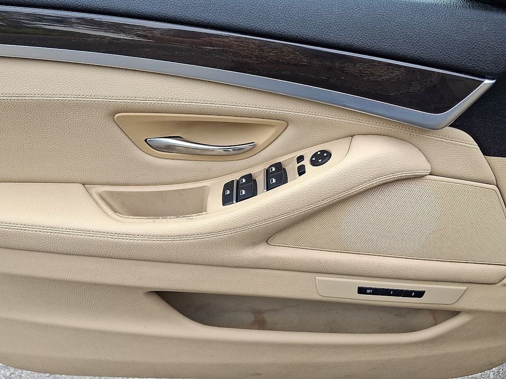 Thumbnail: 2015 BMW 5 Series - 7