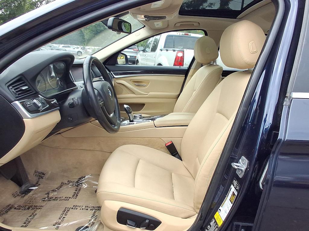 Thumbnail: 2015 BMW 5 Series - 10