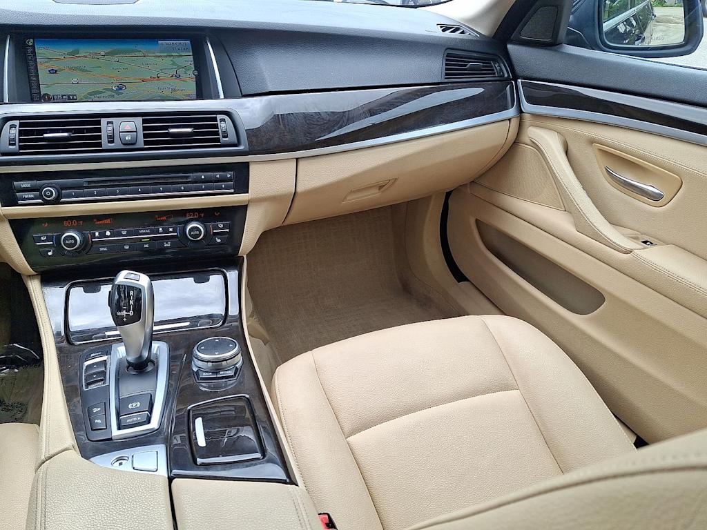 Thumbnail: 2015 BMW 5 Series - 15