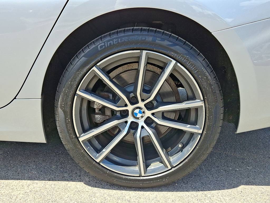 Thumbnail: 2019 BMW 3 Series - 8