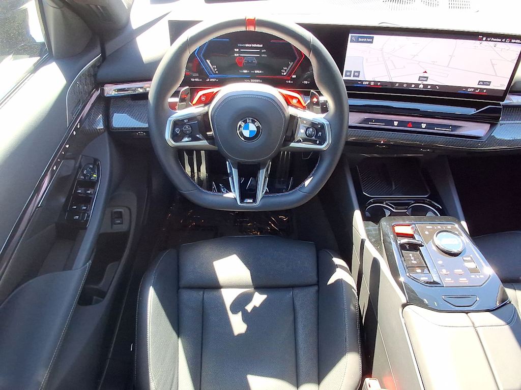 Thumbnail: 2026 BMW M5 - 12