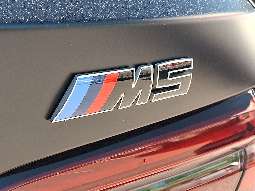 Thumbnail: 2026 BMW M5 - 7