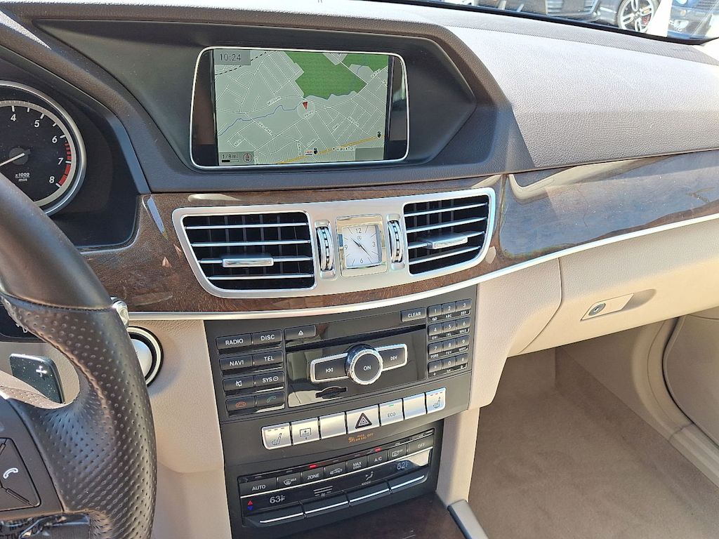 Thumbnail: 2015 Mercedes-Benz E-Class - 14