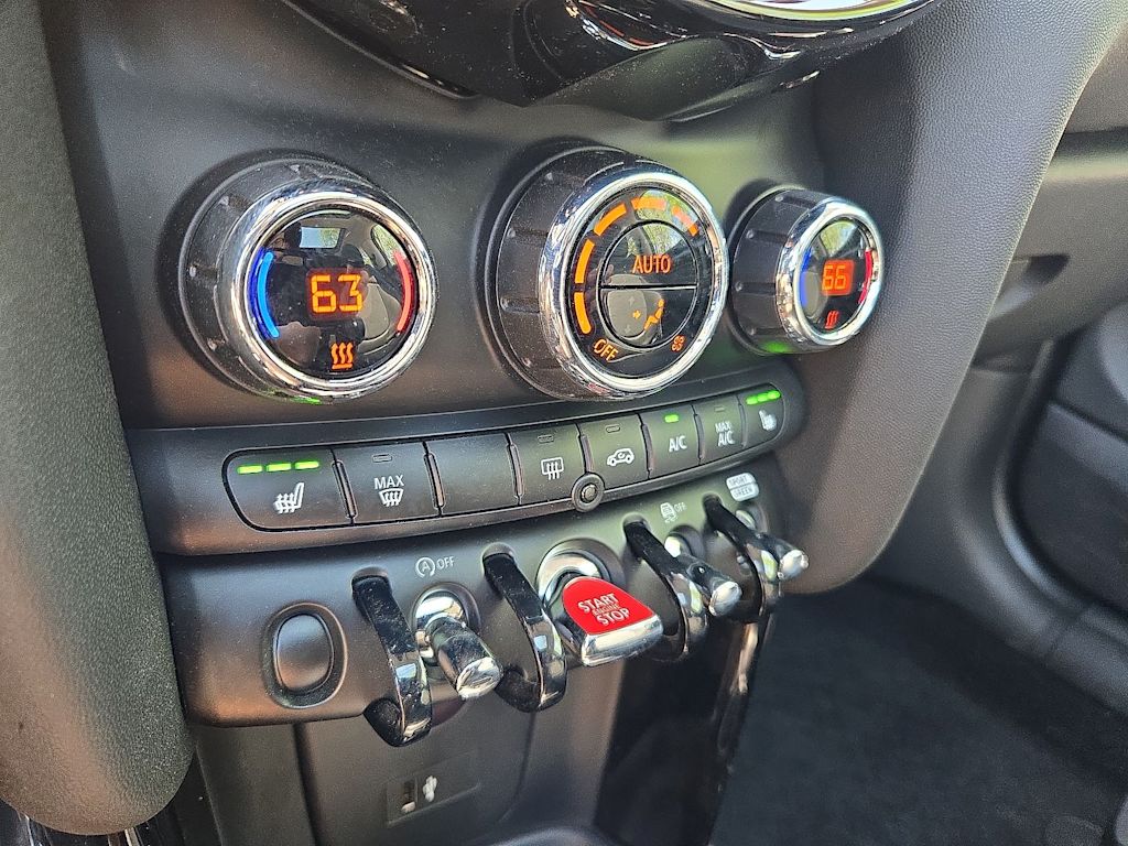 Thumbnail: 2023 MINI Cooper - 28