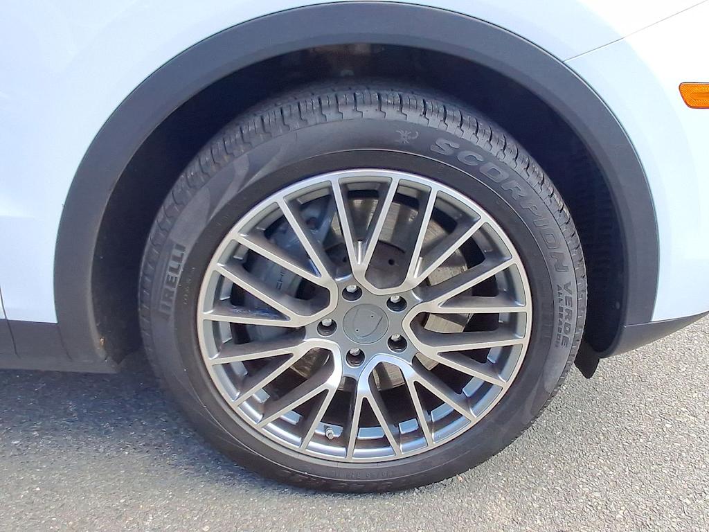 Thumbnail: 2019 Porsche Cayenne - 8