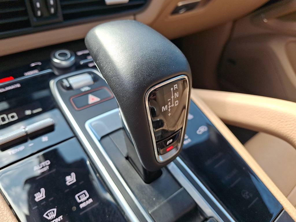 Thumbnail: 2019 Porsche Cayenne - 15