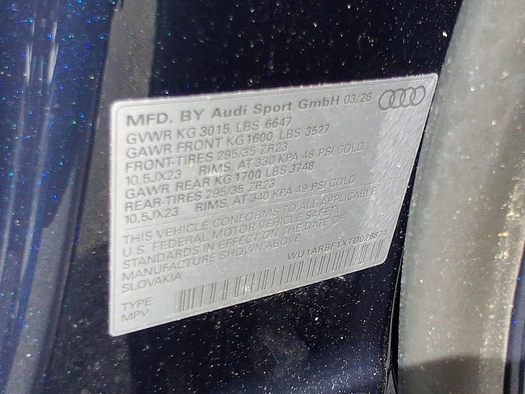 Thumbnail: 2026 Audi RS Q8 - 22