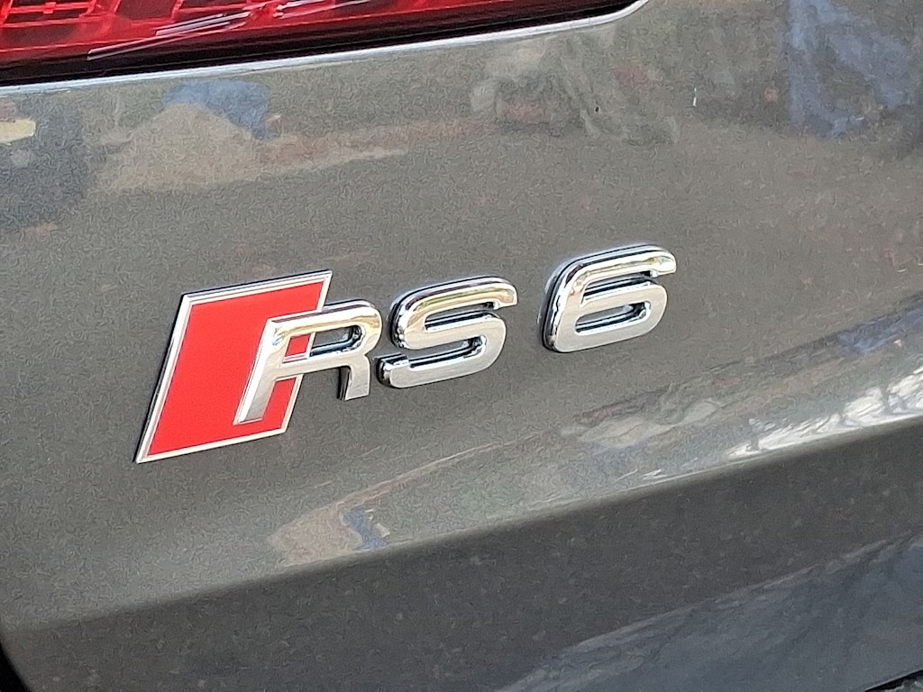 Thumbnail: 2026 Audi RS 6 - 7
