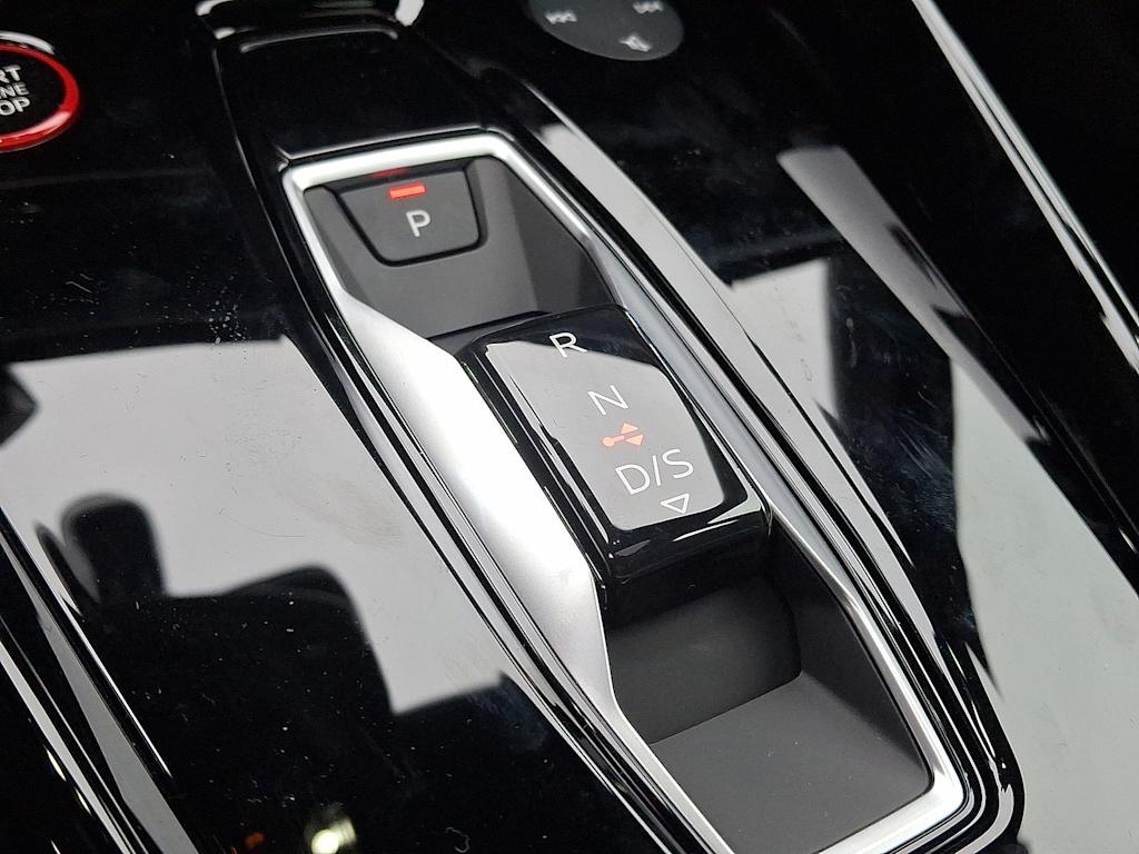 Thumbnail: 2026 Audi RS 3 - 9