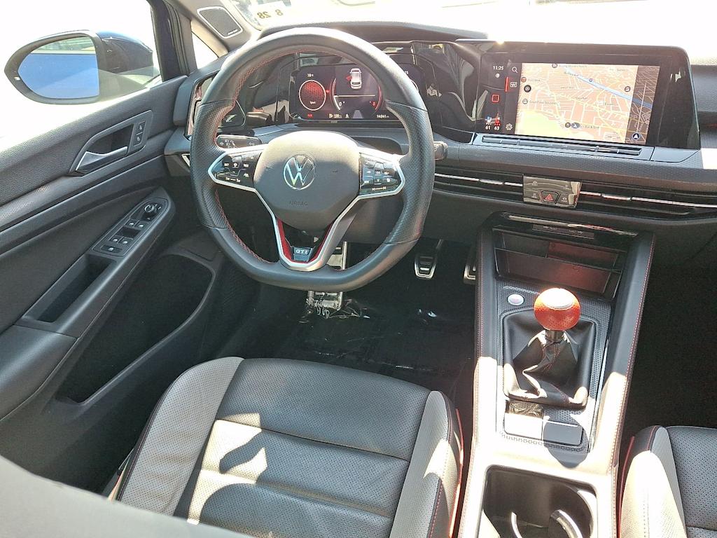 2023 Volkswagen Golf GTI 10