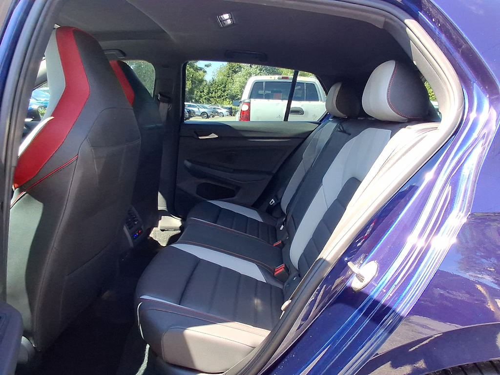 2023 Volkswagen Golf GTI 31