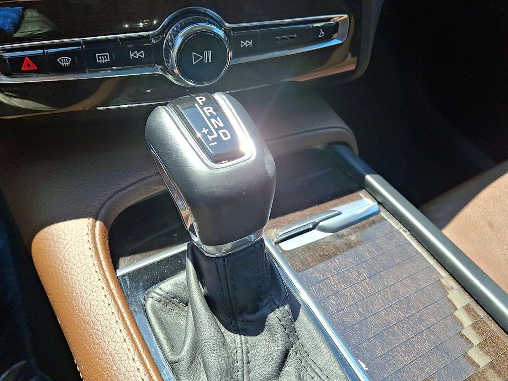 Thumbnail: 2019 Volvo XC90 - 15