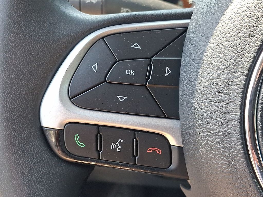 Thumbnail: 2021 Jeep Renegade - 22
