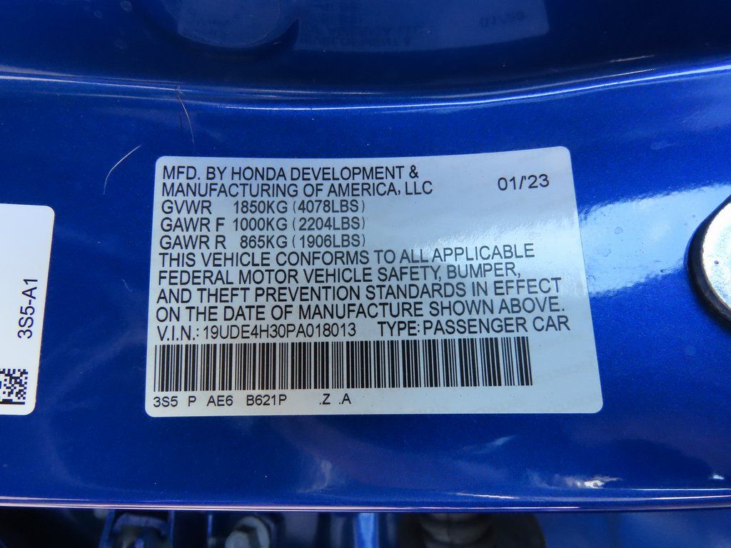 Thumbnail: 2023 Acura Integra - 17