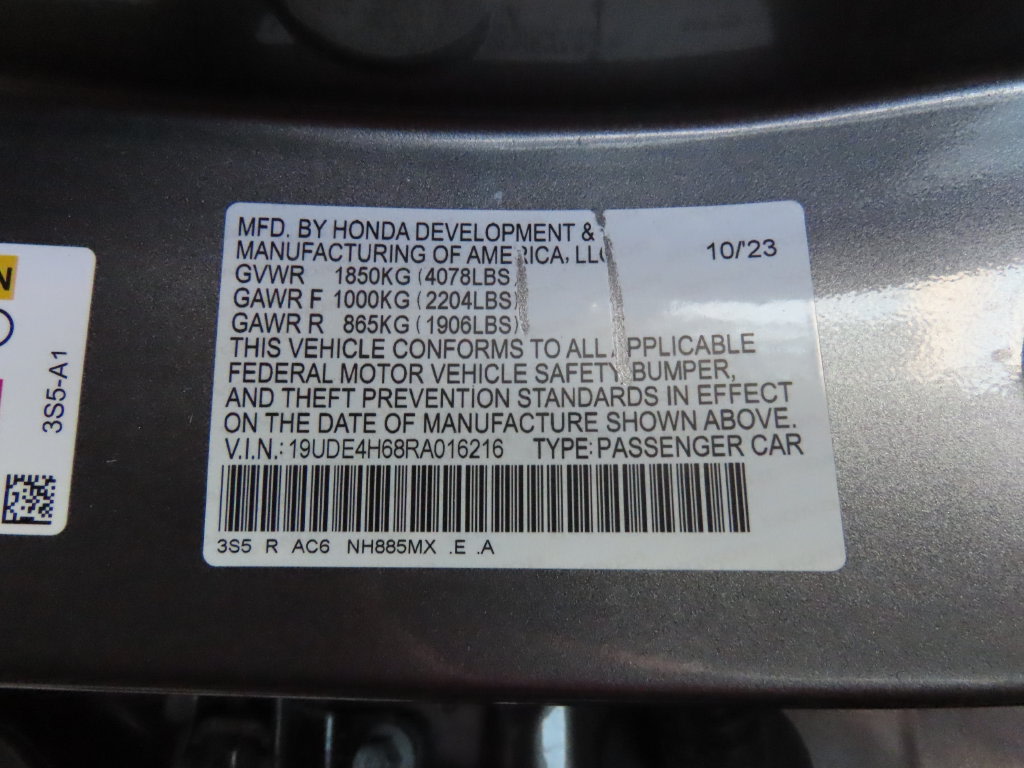 Thumbnail: 2024 Acura Integra - 16