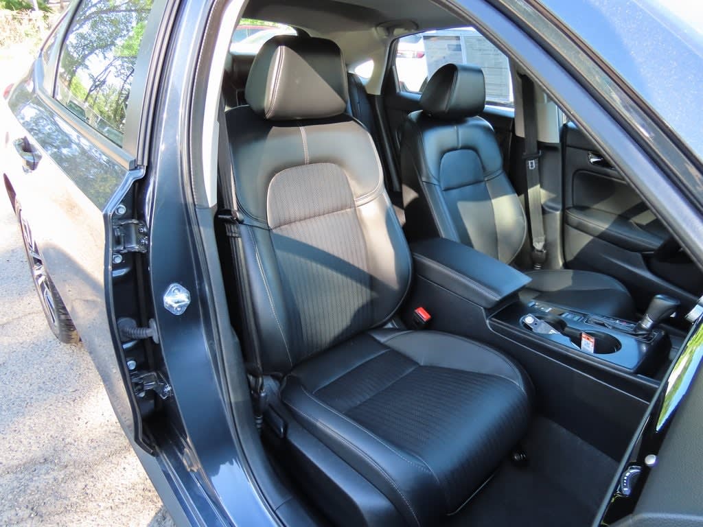 2022 Honda Civic EX-L 12
