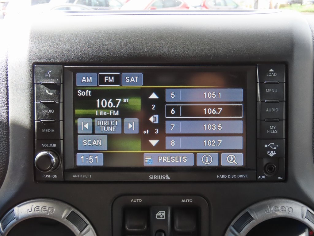 Thumbnail: 2016 Jeep Wrangler - 14