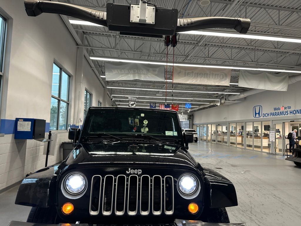 Thumbnail: 2017 Jeep Wrangler - 5