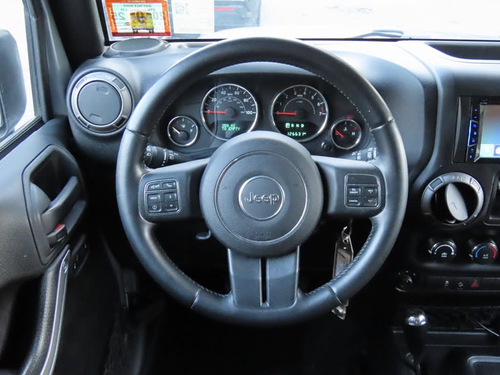 Thumbnail: 2015 Jeep Wrangler - 10