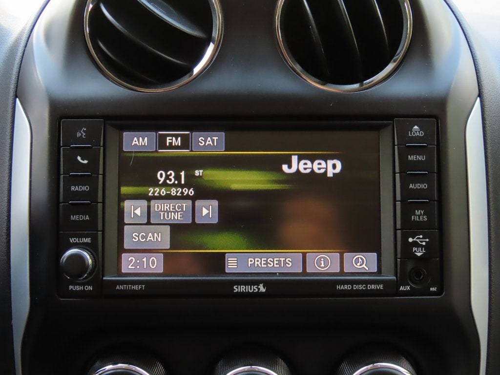 Thumbnail: 2017 Jeep Compass - 13