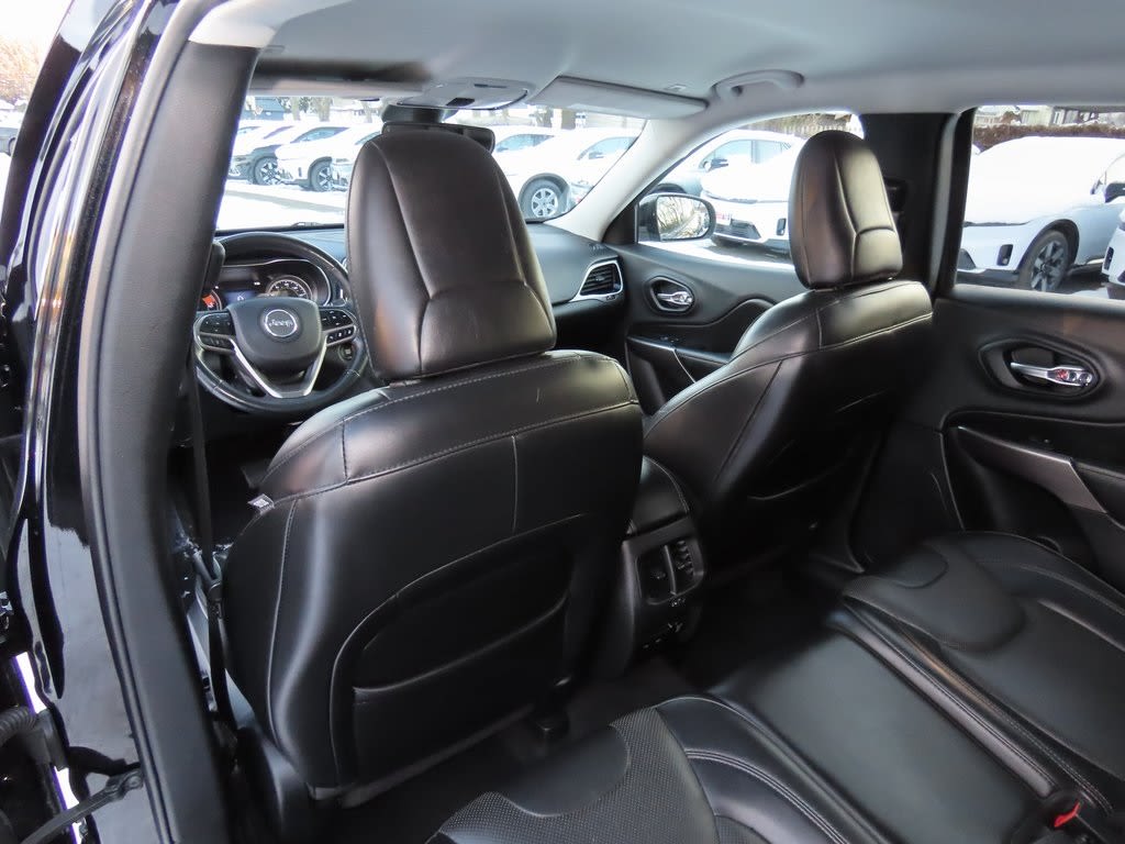 Thumbnail: 2019 Jeep Cherokee - 23