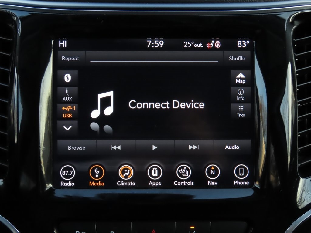 Thumbnail: 2019 Jeep Cherokee - 26