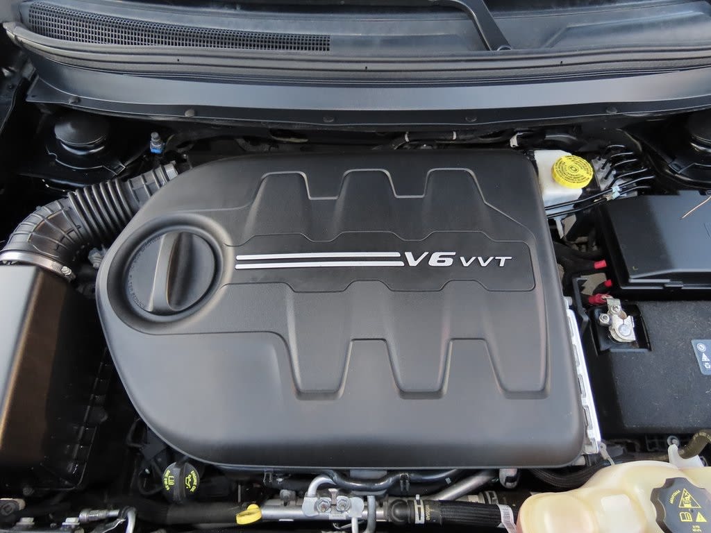 Thumbnail: 2019 Jeep Cherokee - 22