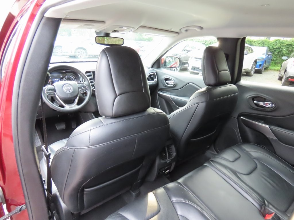 Thumbnail: 2019 Jeep Cherokee - 23