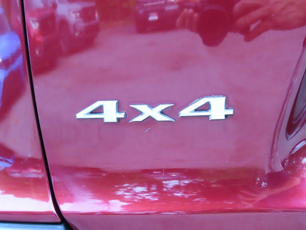 Thumbnail: 2019 Jeep Cherokee - 21