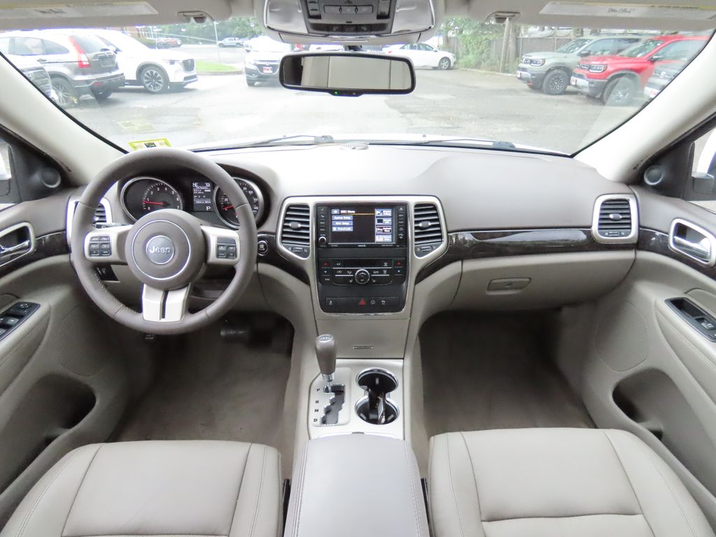 Thumbnail: 2013 Jeep Grand Cherokee - 10