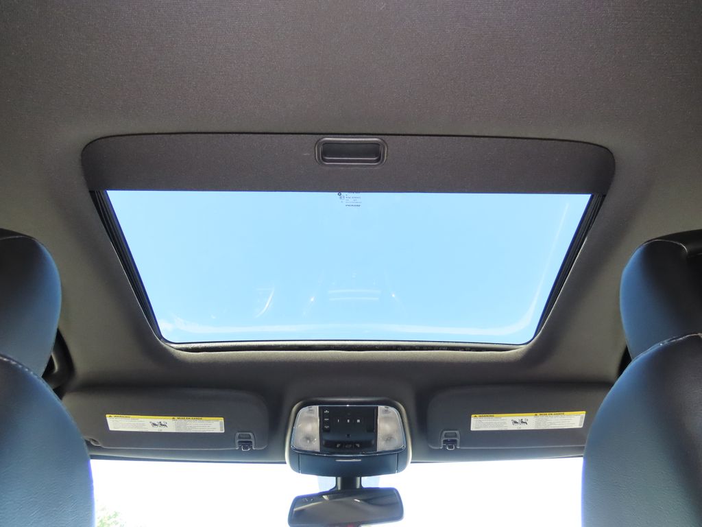 Thumbnail: 2015 Jeep Grand Cherokee - 28