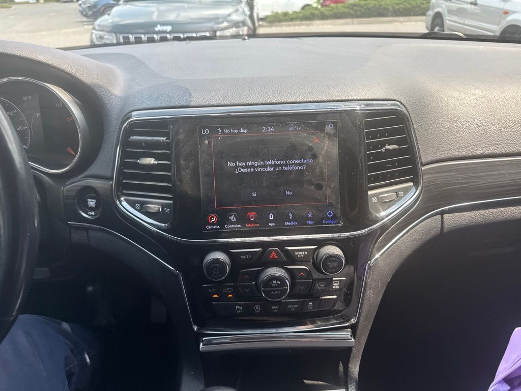 Thumbnail: 2020 Jeep Grand Cherokee - 3