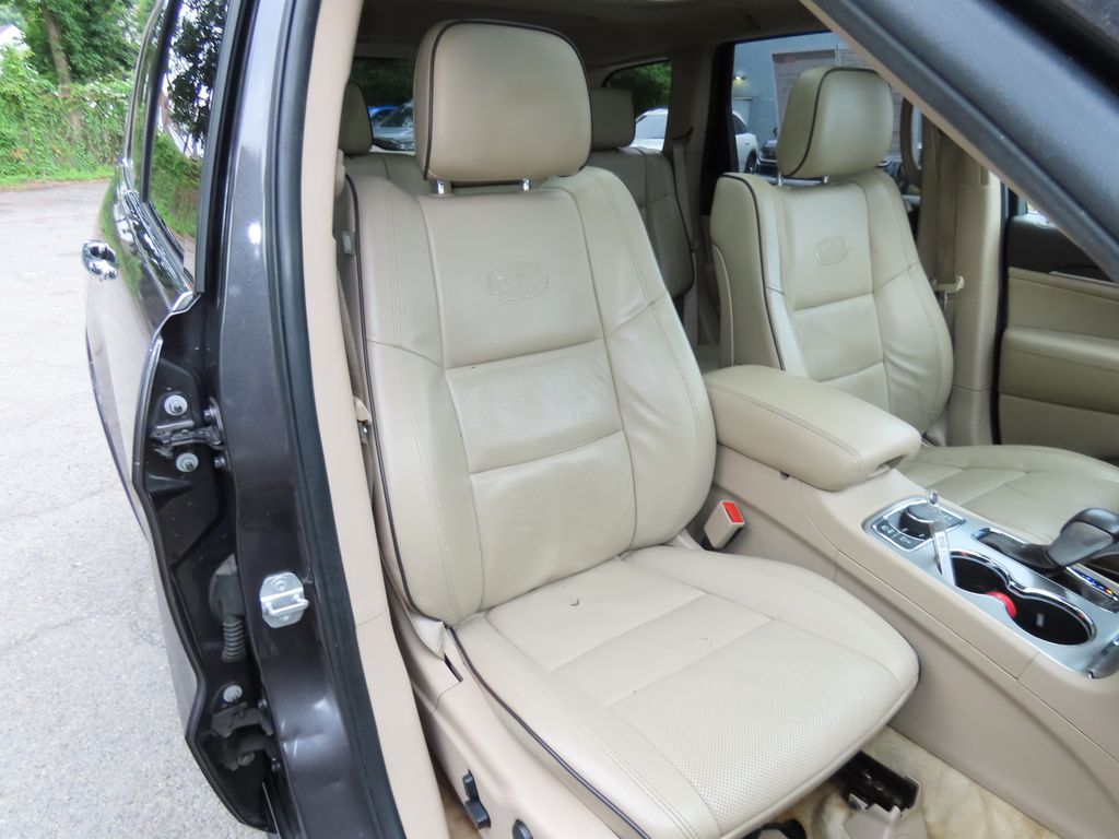 Thumbnail: 2019 Jeep Grand Cherokee - 26