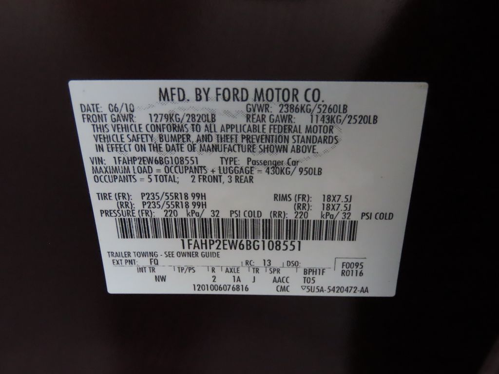 Thumbnail: 2011 Ford Taurus - 16