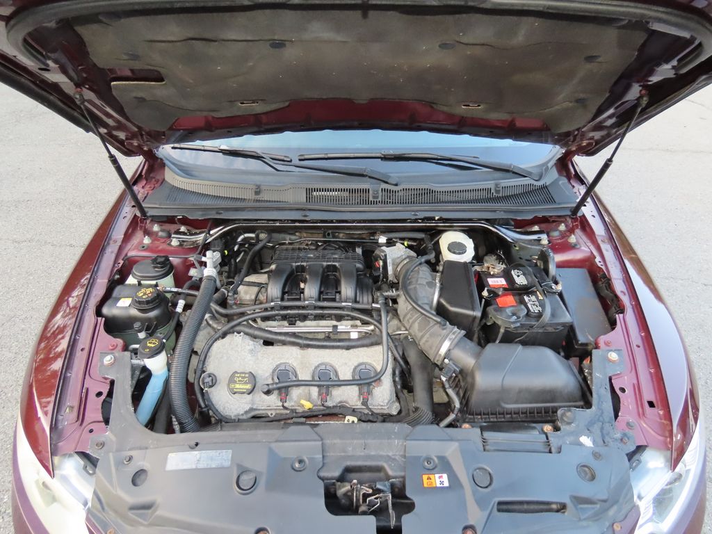 Thumbnail: 2011 Ford Taurus - 6