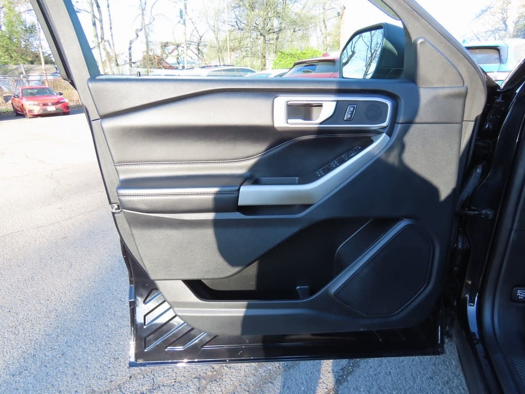 2021 Ford Explorer XLT 25