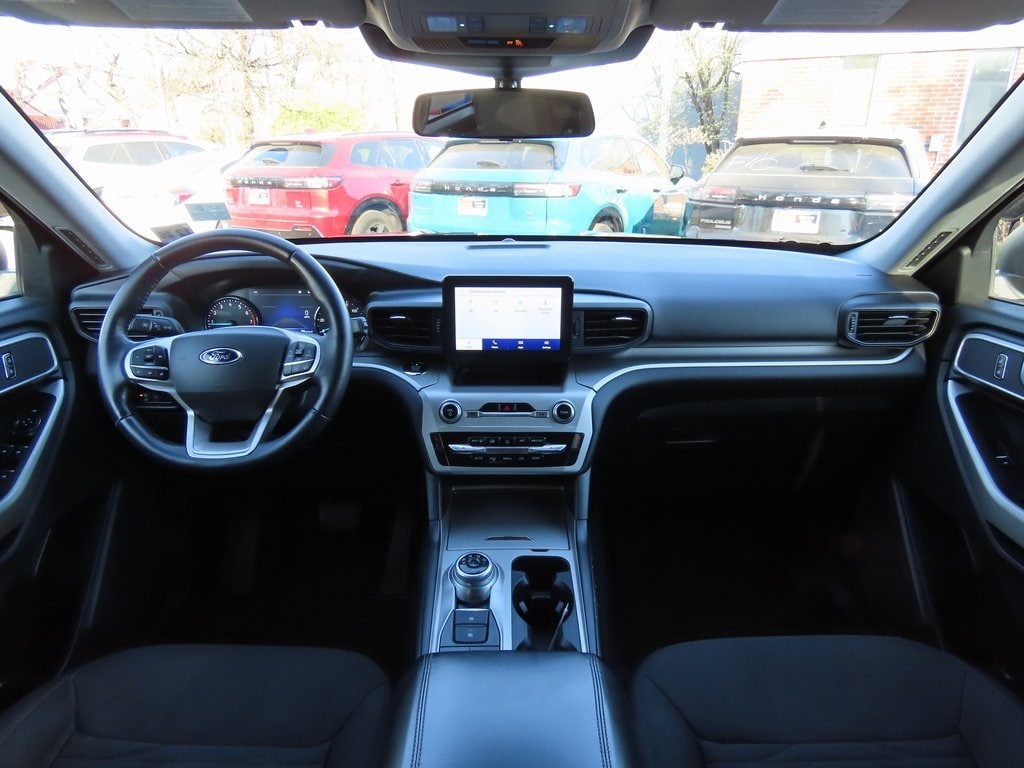 2021 Ford Explorer XLT 10