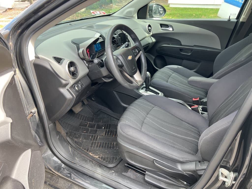 Thumbnail: 2014 Chevrolet Sonic - 7