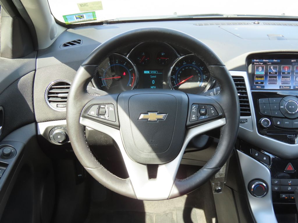Thumbnail: 2014 Chevrolet Cruze - 10