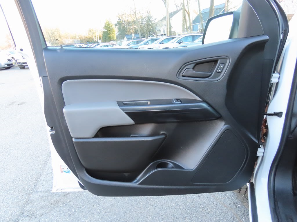 Thumbnail: 2020 Chevrolet Colorado - 23