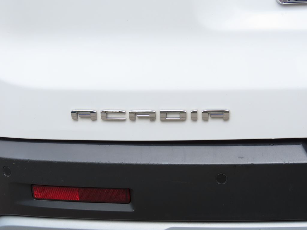 Thumbnail: 2023 GMC Acadia - 6