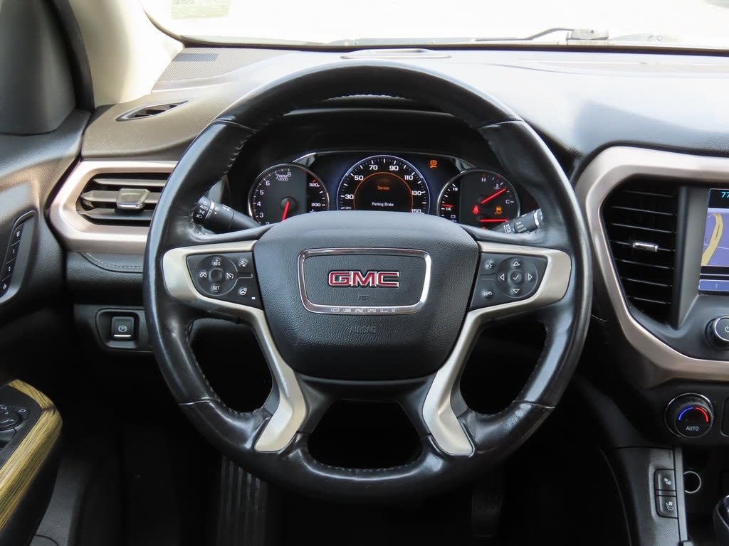 2018 GMC Acadia Denali 13