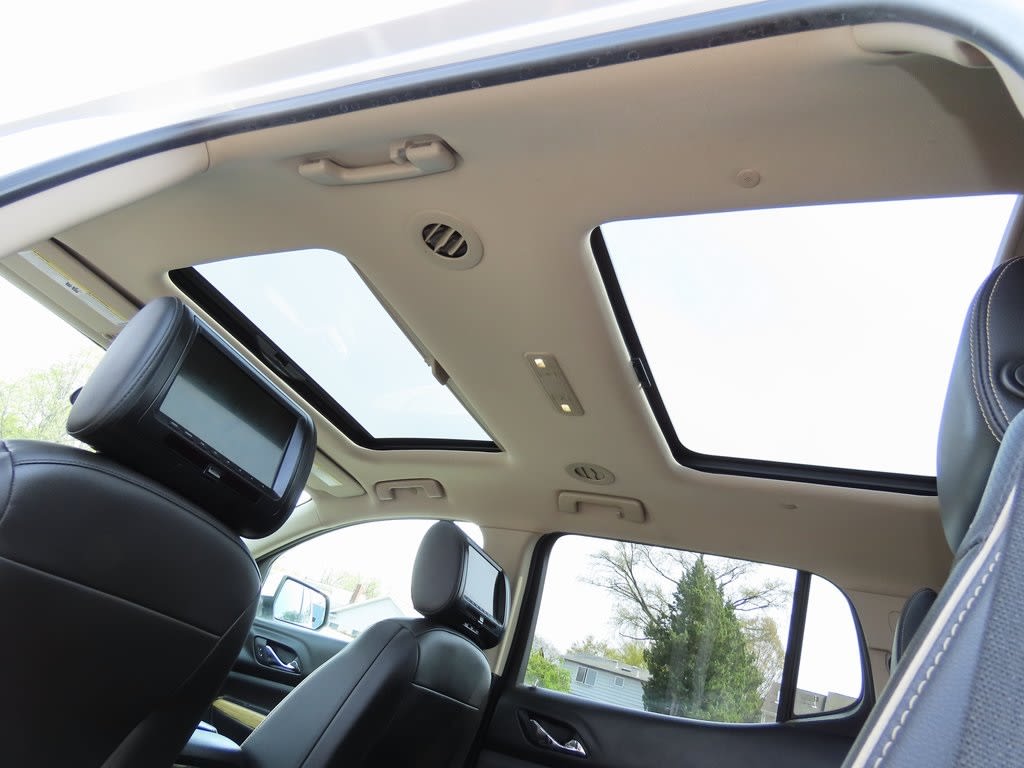 2018 GMC Acadia Denali 25