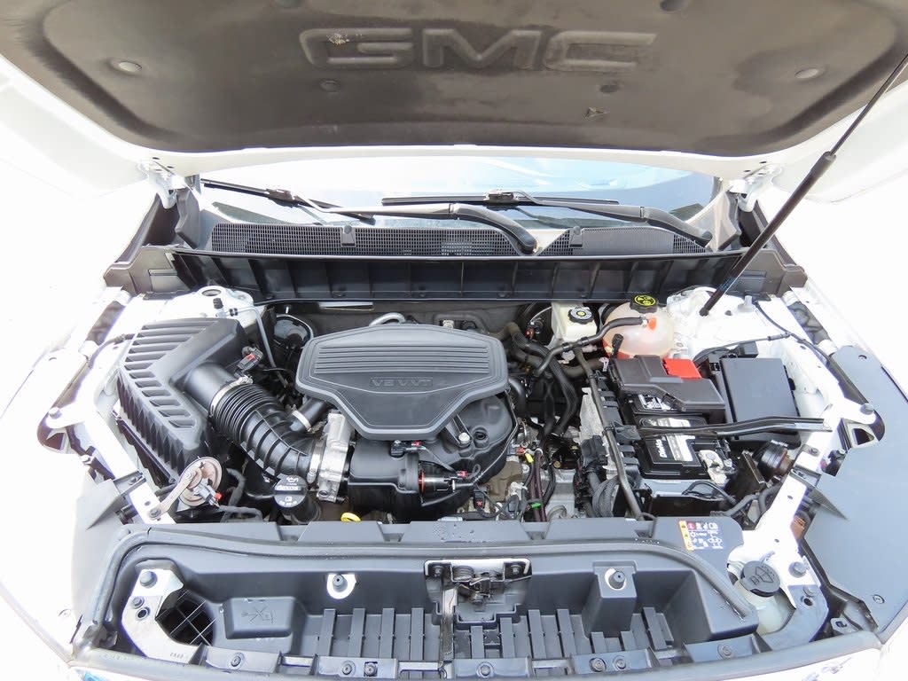 2018 GMC Acadia Denali 8