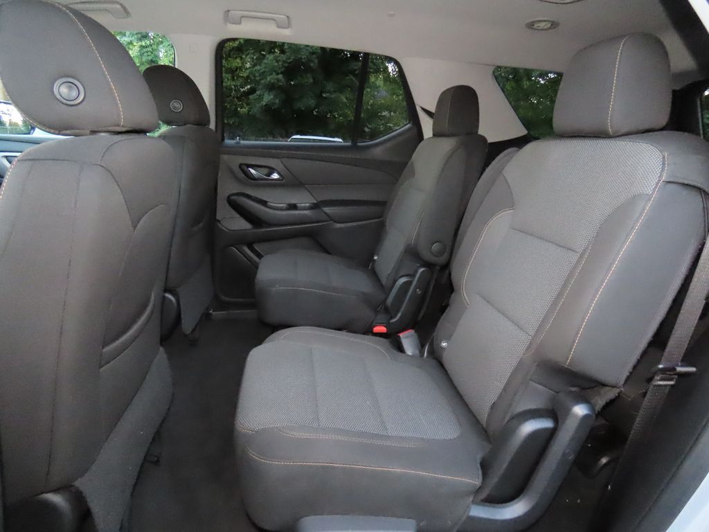 Thumbnail: 2019 Chevrolet Traverse - 13