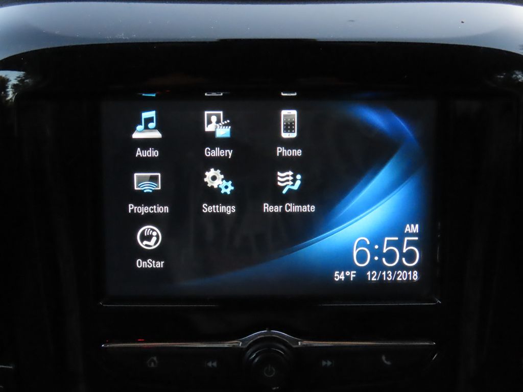 Thumbnail: 2019 Chevrolet Traverse - 14