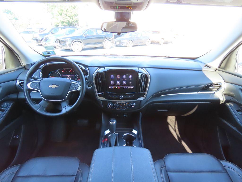 Thumbnail: 2020 Chevrolet Traverse - 9