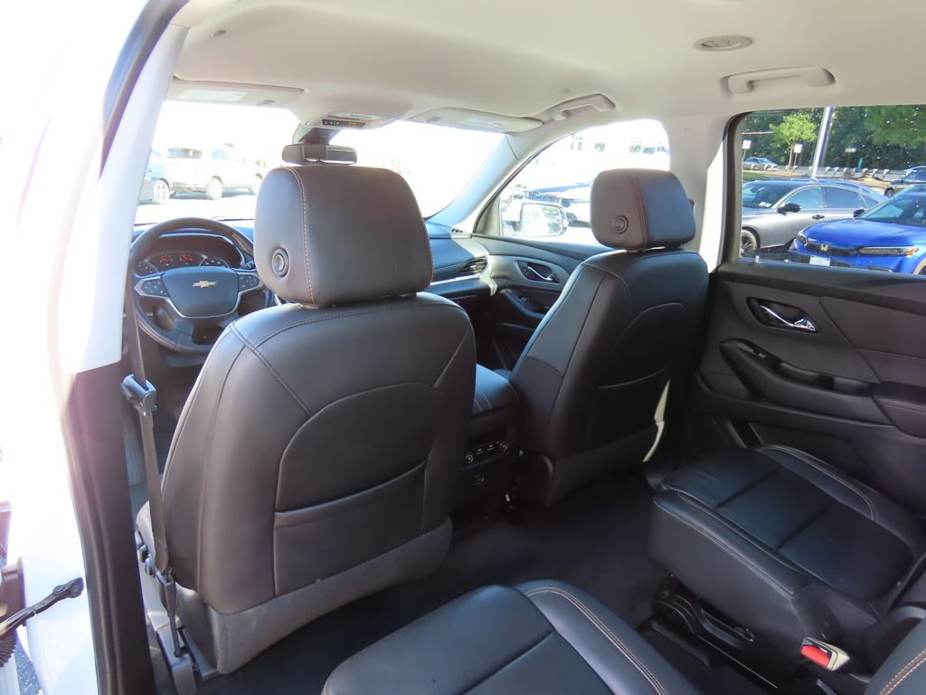 Thumbnail: 2020 Chevrolet Traverse - 23