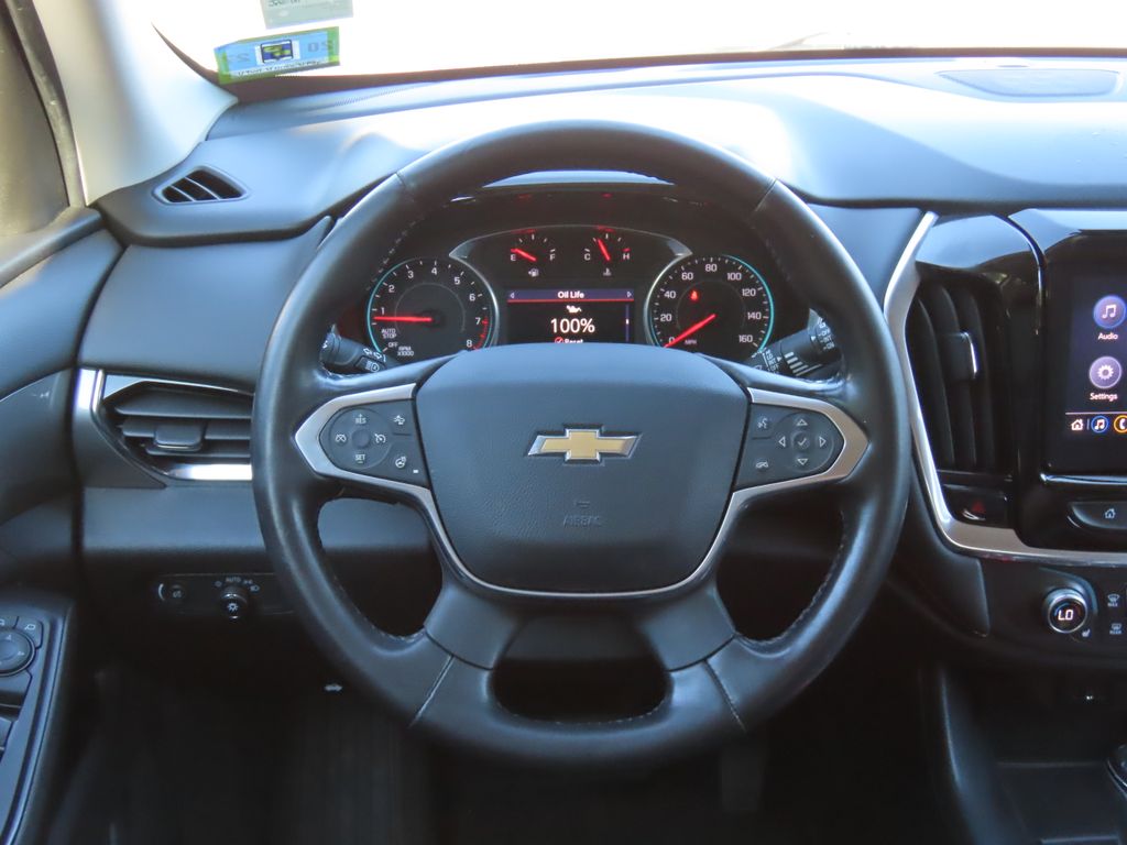 Thumbnail: 2020 Chevrolet Traverse - 13