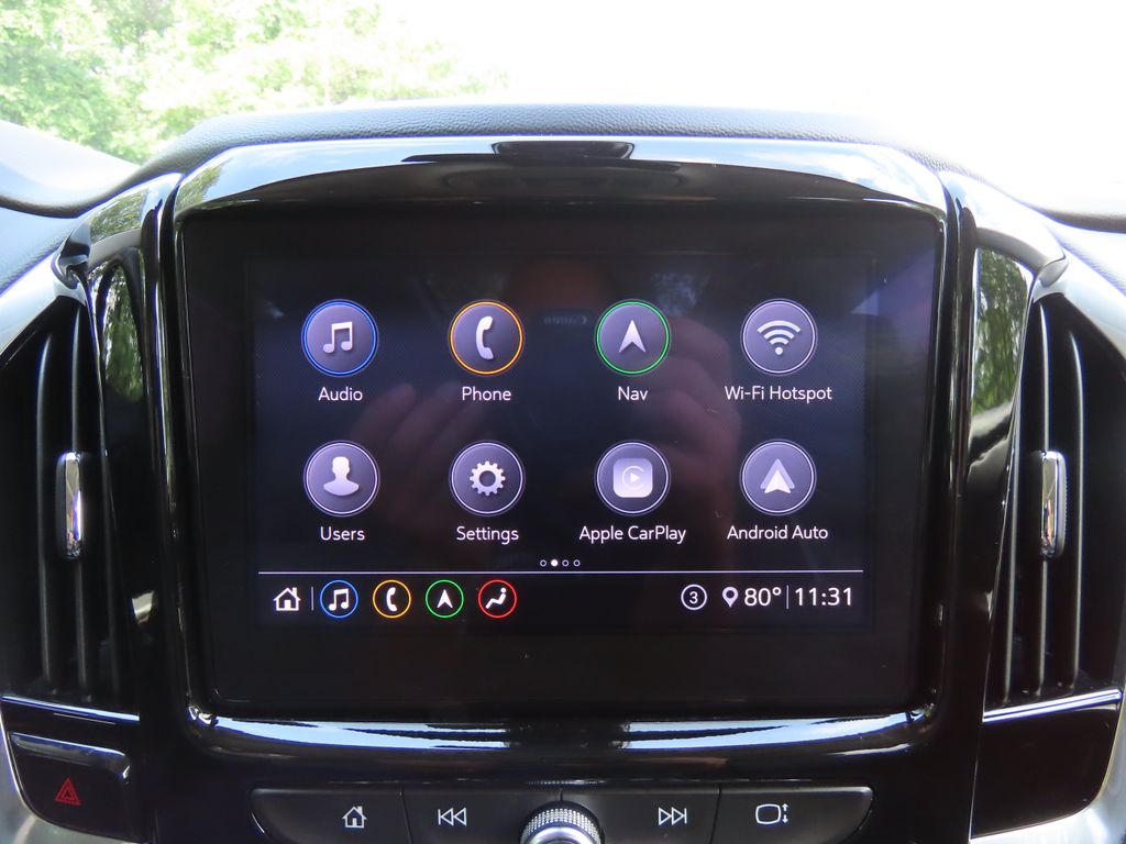 Thumbnail: 2020 Chevrolet Traverse - 27